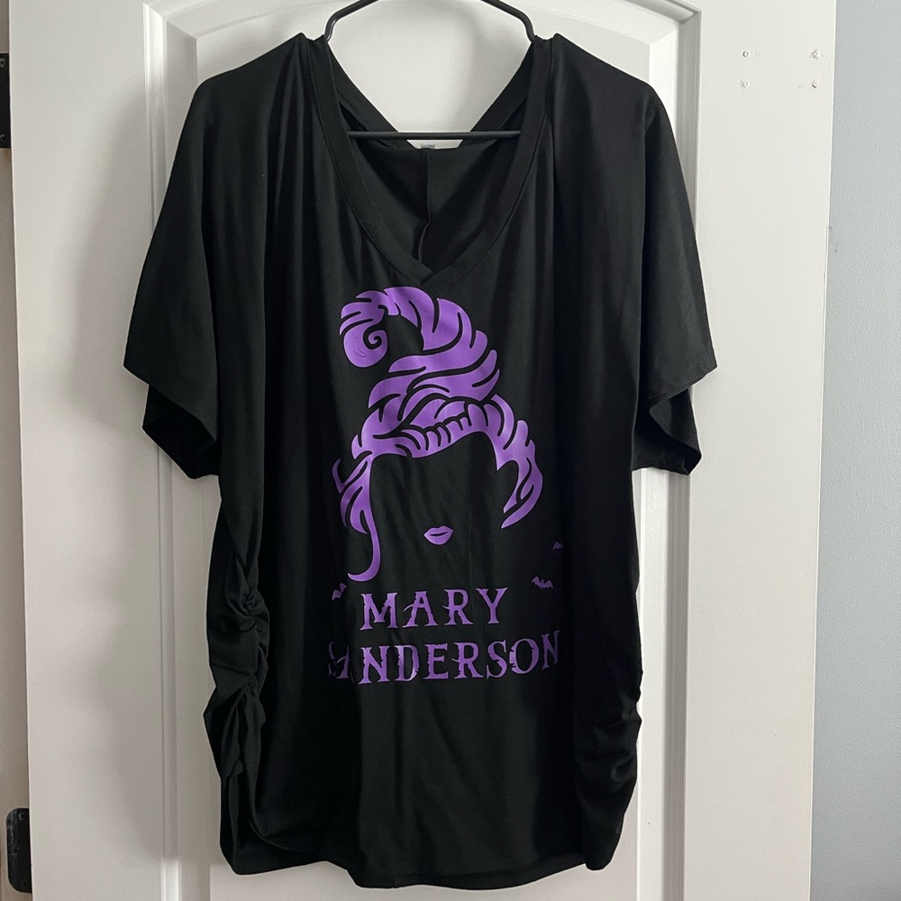 Hocus Pocus Side-Rouched T-Shirt